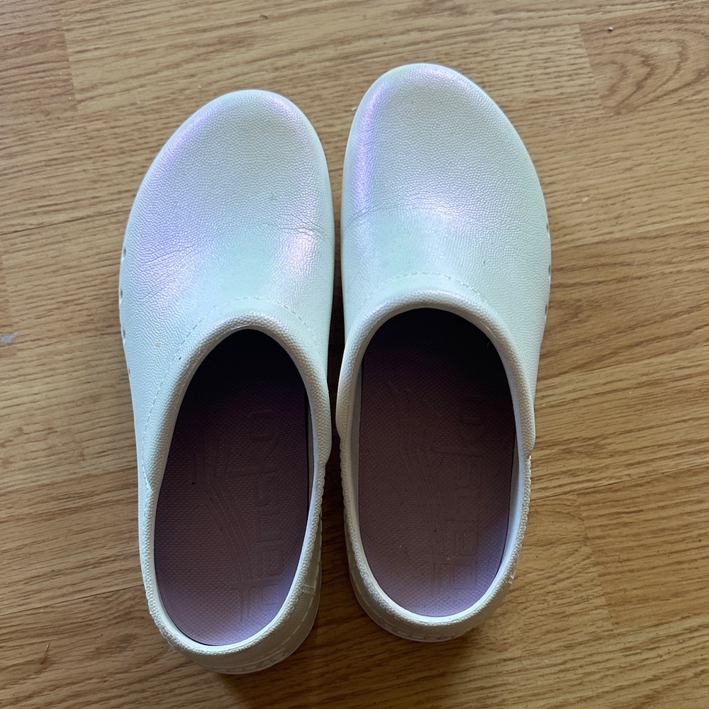 Sandip slip on clogs